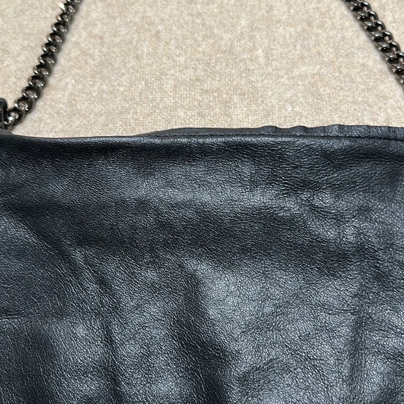 VENA VENA HANDCRAFTED LEATHER CHAIN SHOULDER BAG